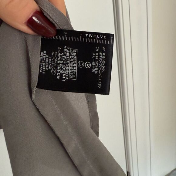 Silk Racer Back Shark Bite Tank - Picture 4 of 8